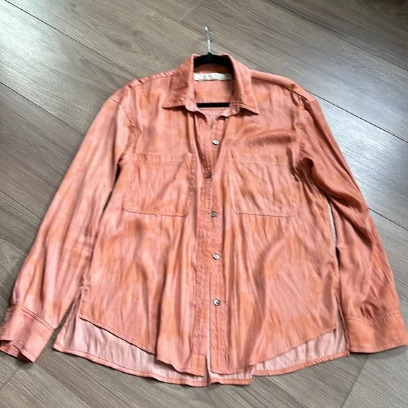 We The Free Pink Button Down Shirt - Picture 2 of 8